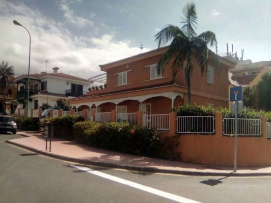 casa-en-venta-en-calle-robles-puerto-de-la-cruz-11