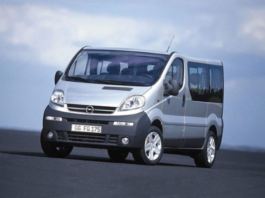 opel-vivaro-2