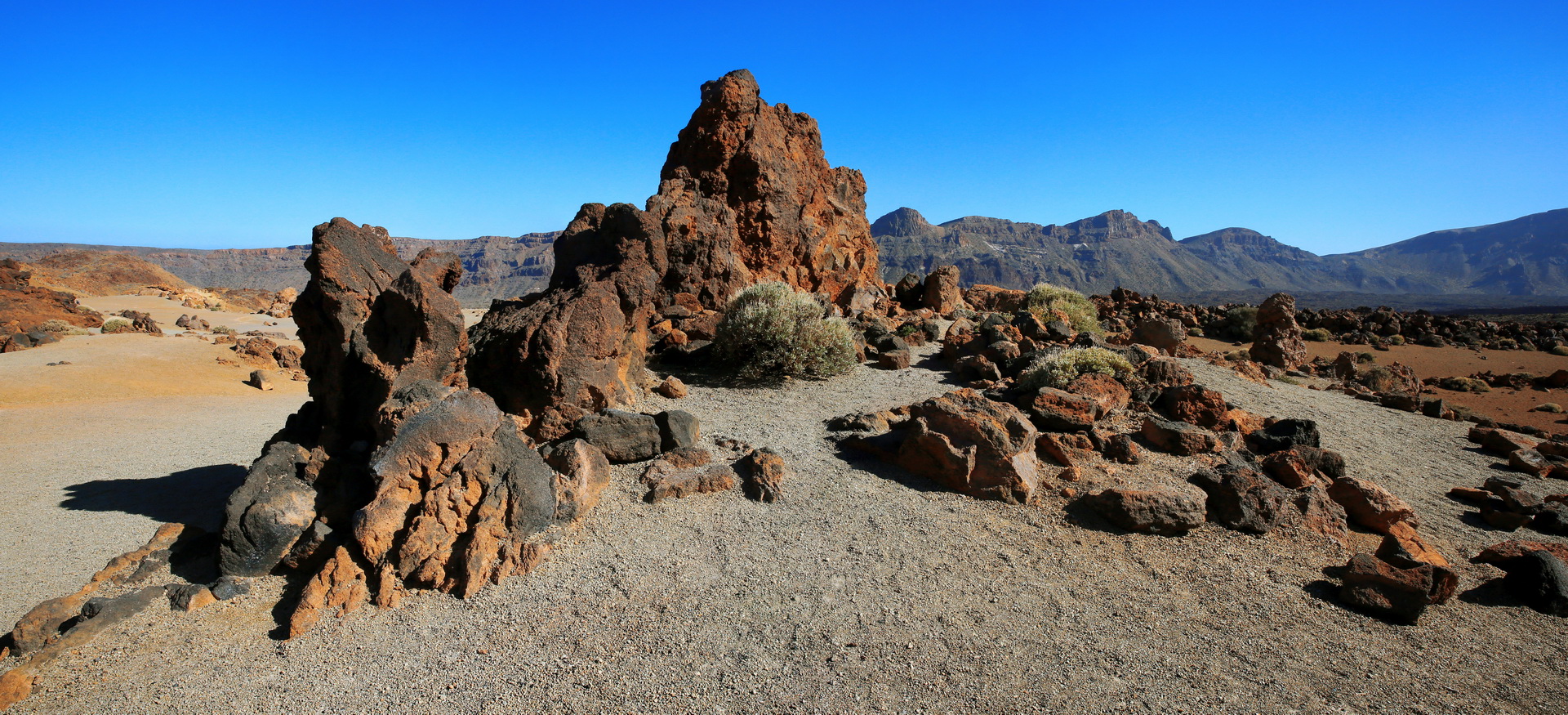 [Group 9]-IMGL2526_IMGL2528-3 images-1G